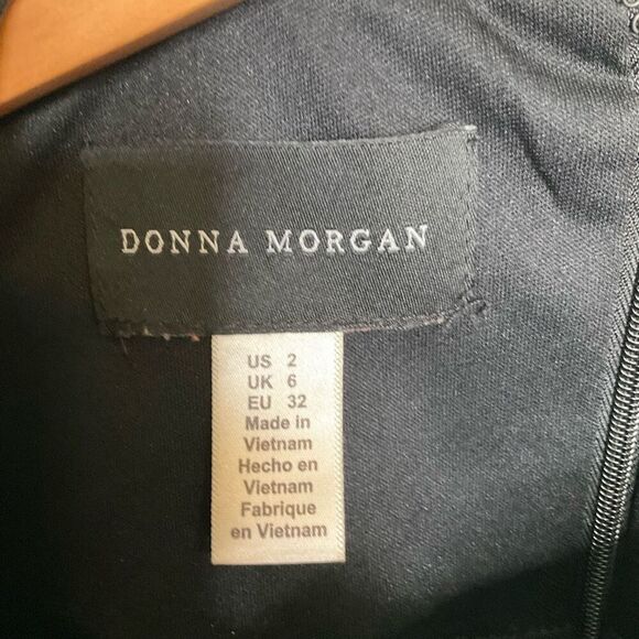 Donna Morgan 3/4 Length Sleeve Dress - Picture 4 of 7